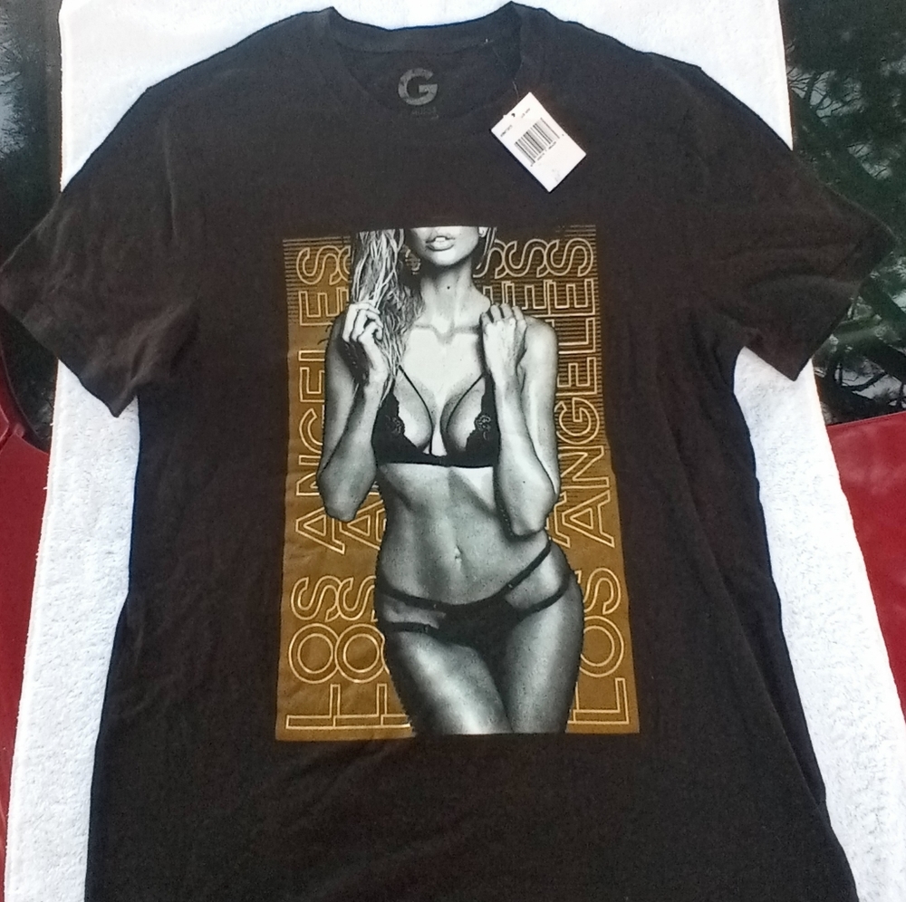 Guess T-shirt | original brand new | size medium